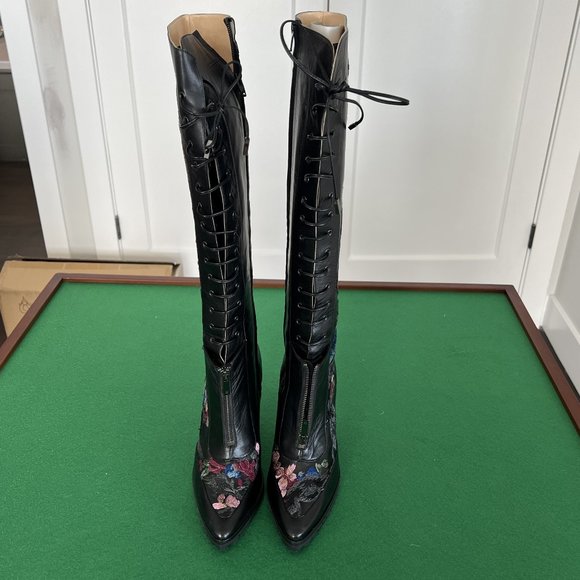 Runway Boots - Exquisite Embroidered Boots from Shiatzy Chen size 8.5/9 - Picture 2 of 16